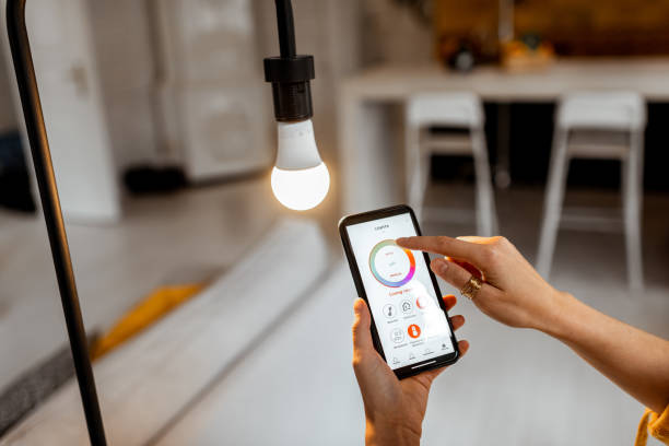 Using Lumolog app for home lighting automation 